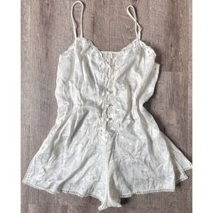 Victoria Secret Ivory romper lingerie sleep VINTAGE gold label Size M‎ Bride
